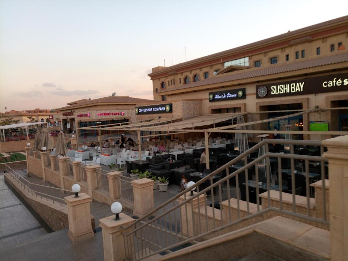 Madinaty Well-Furnished 3- Bedroom Apartment - شقة فندقيه للايجار مدينتي Madinat ash Shuruq Eksteriør bilde