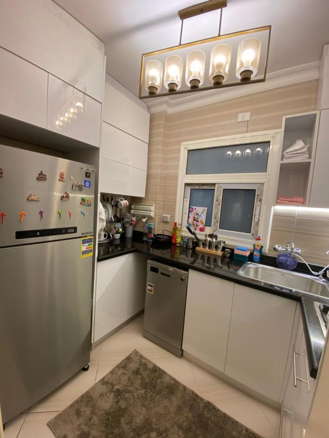 Madinaty Well-Furnished 3- Bedroom Apartment - شقة فندقيه للايجار مدينتي Madinat ash Shuruq Eksteriør bilde