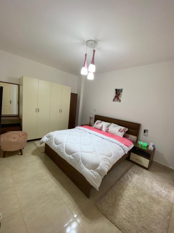 Madinaty Well-Furnished 3- Bedroom Apartment - شقة فندقيه للايجار مدينتي Madinat ash Shuruq Eksteriør bilde