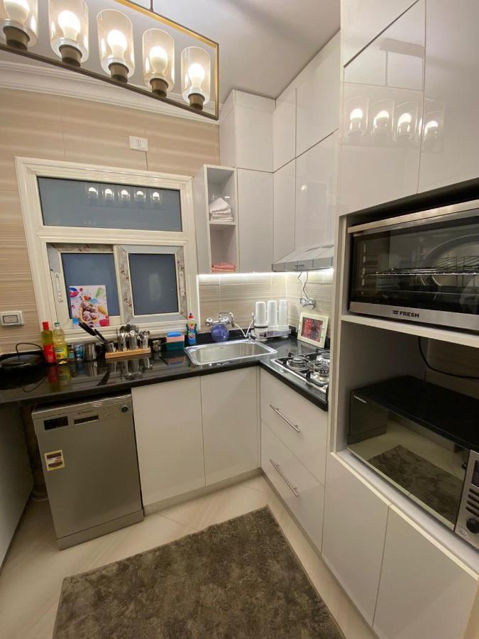 Madinaty Well-Furnished 3- Bedroom Apartment - شقة فندقيه للايجار مدينتي Madinat ash Shuruq Eksteriør bilde